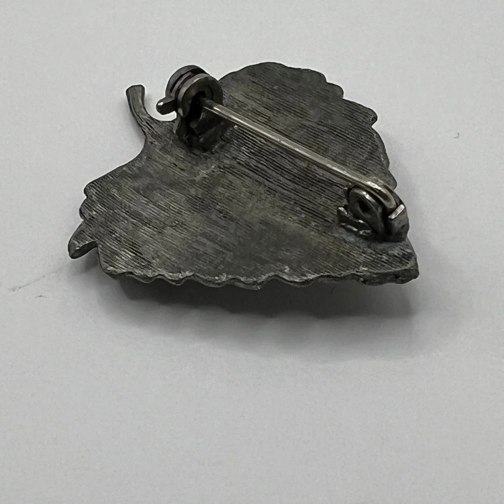 Vintage Marjolein Bastin Leaf Ladybug Brooch Pewter Tone Outdoors Nature Pin‎